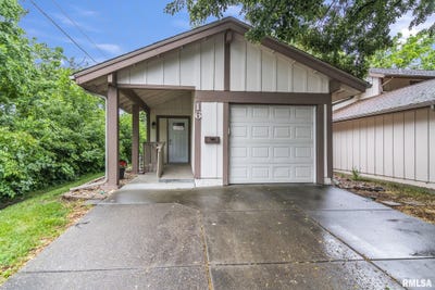 /international/us/16-whisperglen-lane-springfield-il-110108662769/