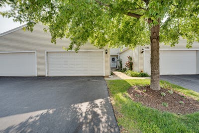 /international/us/1633-hilton-head-drive-naperville-il-110108849884/