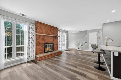 /international/us/43-the-rise-warwick-ny-110108339623/