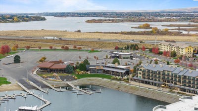 /international/us/386-columbia-point-drive-richland-wa-110104243959/