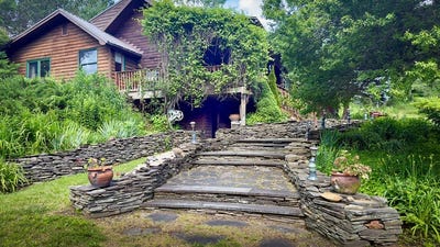 /international/us/208-pottery-ln-cooperstown-ny-110109163239/