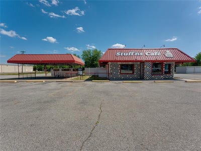 /international/us/293-e-ketchum-boulevard-ketchum-ok-110106038920/
