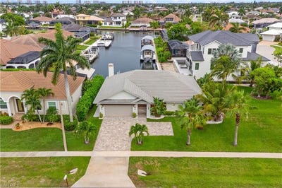 /international/us/72-n-barfield-dr-marco-island-fl-110108611163/