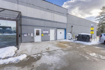 /international/us/166-w-main-street-hillsborough-nh-110104053699/