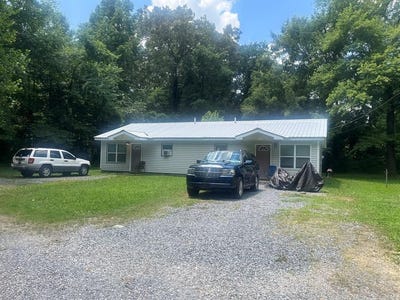 /international/us/1222-beaverdale-cutoff-dalton-ga-110100899450/