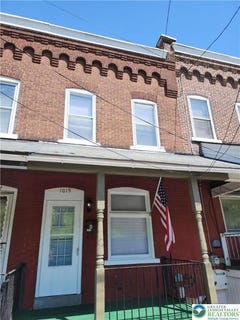 /international/us/1019-4th-street-bethlehem-city-pa-110107511328/