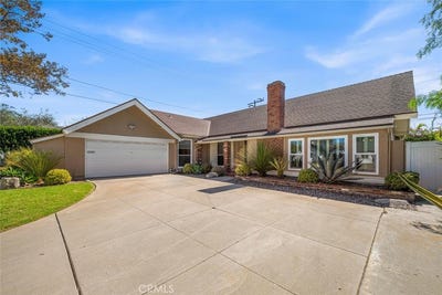 /international/us/3082-brimhall-drive-rossmoor-ca-110120454996/