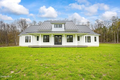 /international/us/160-county-route-403-westerlo-ny-110104882509/