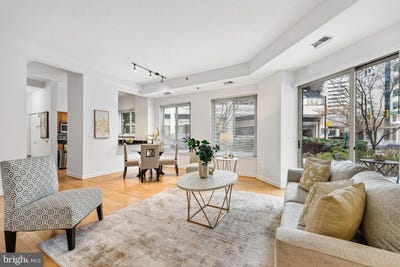 /international/us/7500-woodmont-ave-sl15-bethesda-md-110107314181/