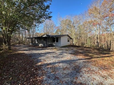 /international/us/464-dover-chapel-ellijay-ga-110108411739/
