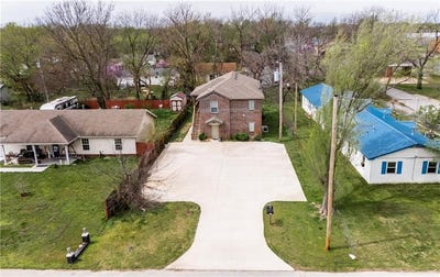 /international/us/109-sw-2nd-ave-gravette-ar-110098631936/