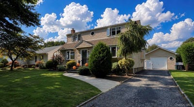 /international/us/3995-new-road-seaford-ny-110119725171/