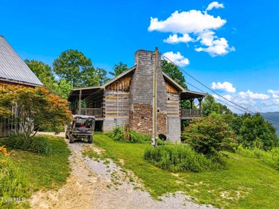/international/us/3388-short-mountain-road-sneedville-tn-110100564417/