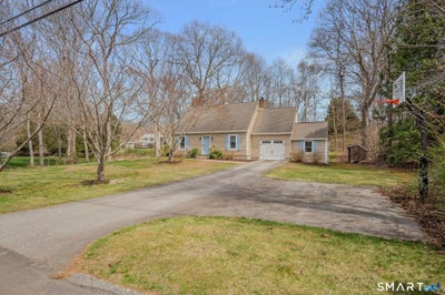 /international/us/6-cheryl-court-east-lyme-ct-110107394825/