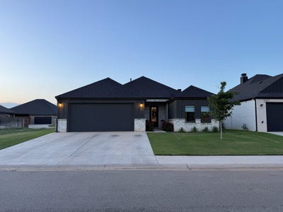 /international/us/802-n-2nd-street-wolfforth-tx-110108877966/