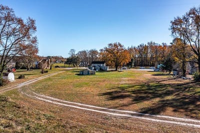/international/us/426a-irvington-road-irvington-va-110107481855/