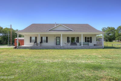 /international/us/618-n-section-line-road-scammon-ks-110107866679/