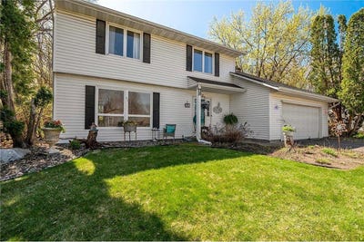 /international/us/1713-james-place-burnsville-mn-110099176107/