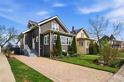 /international/us/1515-s-3rd-avenue-maywood-il-110107505376/