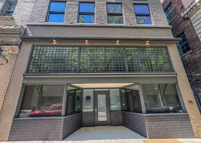 /international/us/209-1st-st-sw-roanoke-va-110103317314/