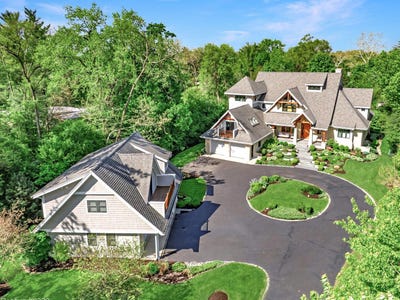 /international/us/1040-s-edgewood-avenue-la-grange-il-110108059957/
