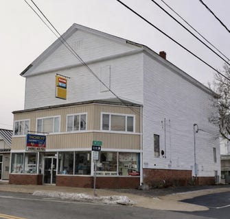 /international/us/9-chestnut-street-dover-nh-110104952237/