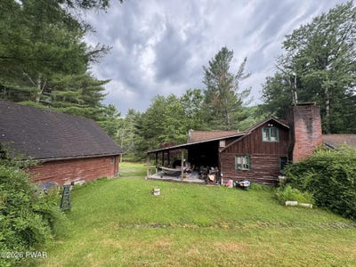 /international/us/129-s-bailey-road-montrose-pa-110109088225/
