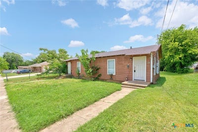 /international/us/422-w-green-avenue-killeen-tx-110108879323/