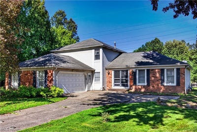 /international/us/8307-old-post-road-olmsted-falls-oh-110110242174/