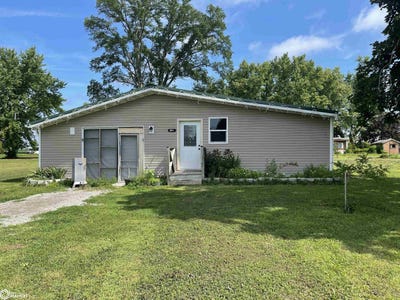 /international/us/807-prairie-avenue-essex-ia-110100963182/