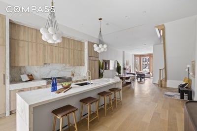 /international/us/228-lenox-avenue-new-york-ny-110106568807/