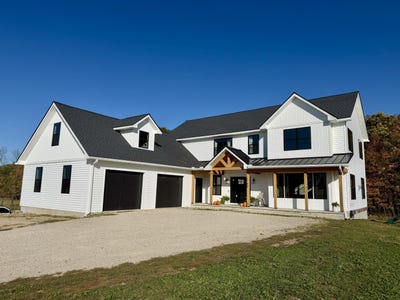/international/us/1700-fowlerville-road-fowlerville-mi-110120591209/