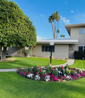 /international/us/69850-highway-111-rancho-mirage-ca-110098064260/