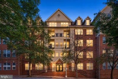 /international/us/1320-n-wayne-street-arlington-va-110120890784/
