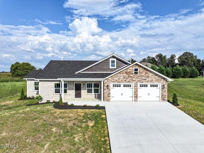 /international/us/71-clear-mountain-trail-greeneville-tn-110100770251/