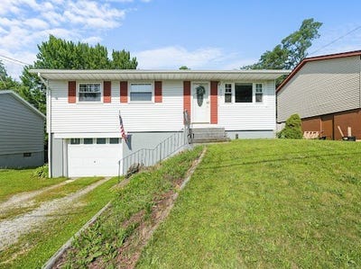 /international/us/4239-conrad-road-erie-pa-110100977698/