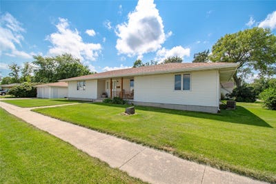 /international/us/522-n-10th-street-winterset-ia-110100965406/