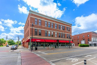 /international/us/502-7th-201-rockford-il-110101075781/