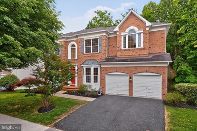 /international/us/404-misty-knoll-dr-rockville-md-110108072747/