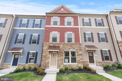 /international/us/5872-bella-marie-way-frederick-md-110108679608/