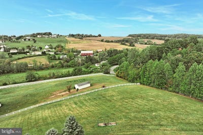 /international/us/arnold-road-glenville-pa-110119734019/