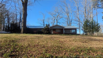 /international/us/2957-cypress-church-road-cameron-nc-110098274758/