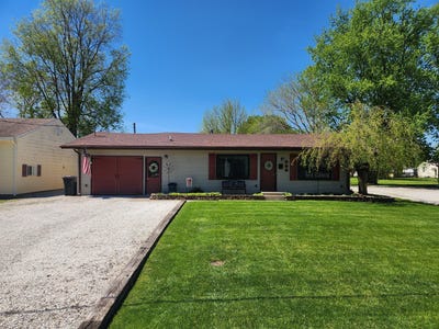 /international/us/102-n-scott-street-rensselaer-in-110107475722/