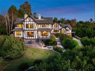 /international/us/7008-hawarden-riverside-ca-110103270905/