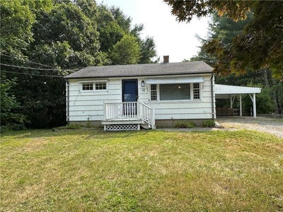 /international/us/12-east-stuart-street-westerly-ri-110101424654/?lang=id