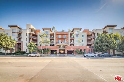 /international/us/100-s-alameda-st-los-angeles-ca-110084574465/