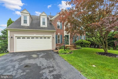 /international/us/7333-hazelwood-ct-warrenton-va-110100551644/