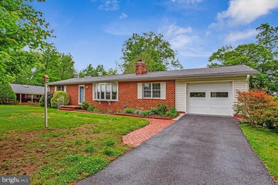 /international/us/6721-pine-drive-columbia-md-110108393734/
