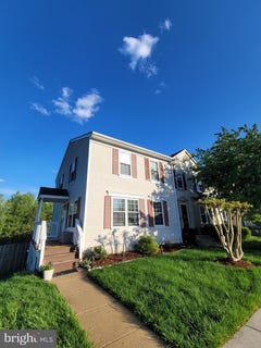 /international/us/14801-rising-sun-lane-haymarket-va-110107898331/
