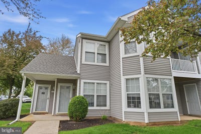 /international/us/2303-bennett-place-southampton-pa-110107711982/
